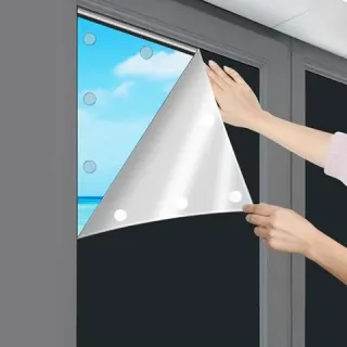 Light blocking shades (product photo)